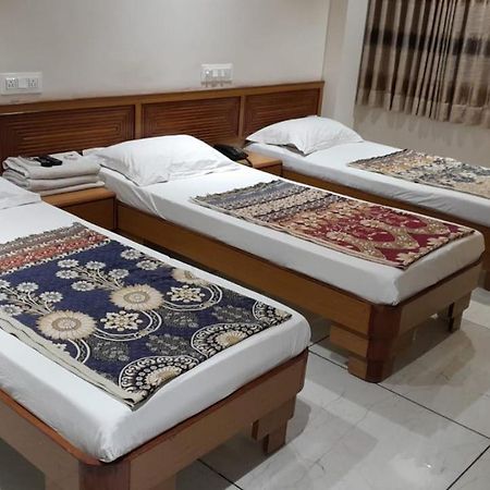 Hotel Ankit Virpur 외부 사진