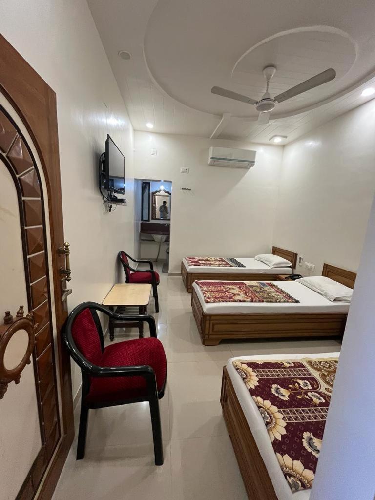 Hotel Ankit Virpur 외부 사진